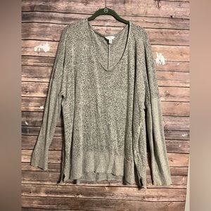 Time and Tru Sweater